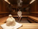 Was zieht man in der Sauna an